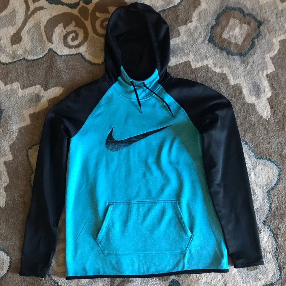 Nike Therma-fit hoodie large